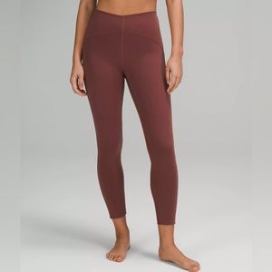 NWT Lululemon InStill High Rise Tight 25" - Size 8